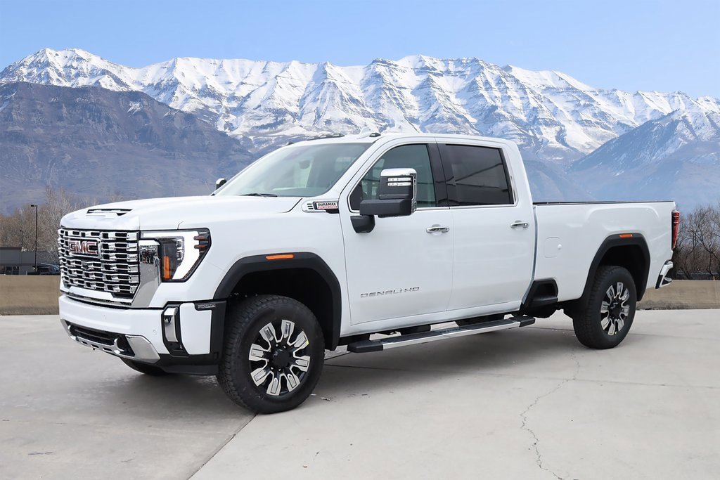 New 2026 GMC Sierra 3500 Denali w/ Technology Package image 2