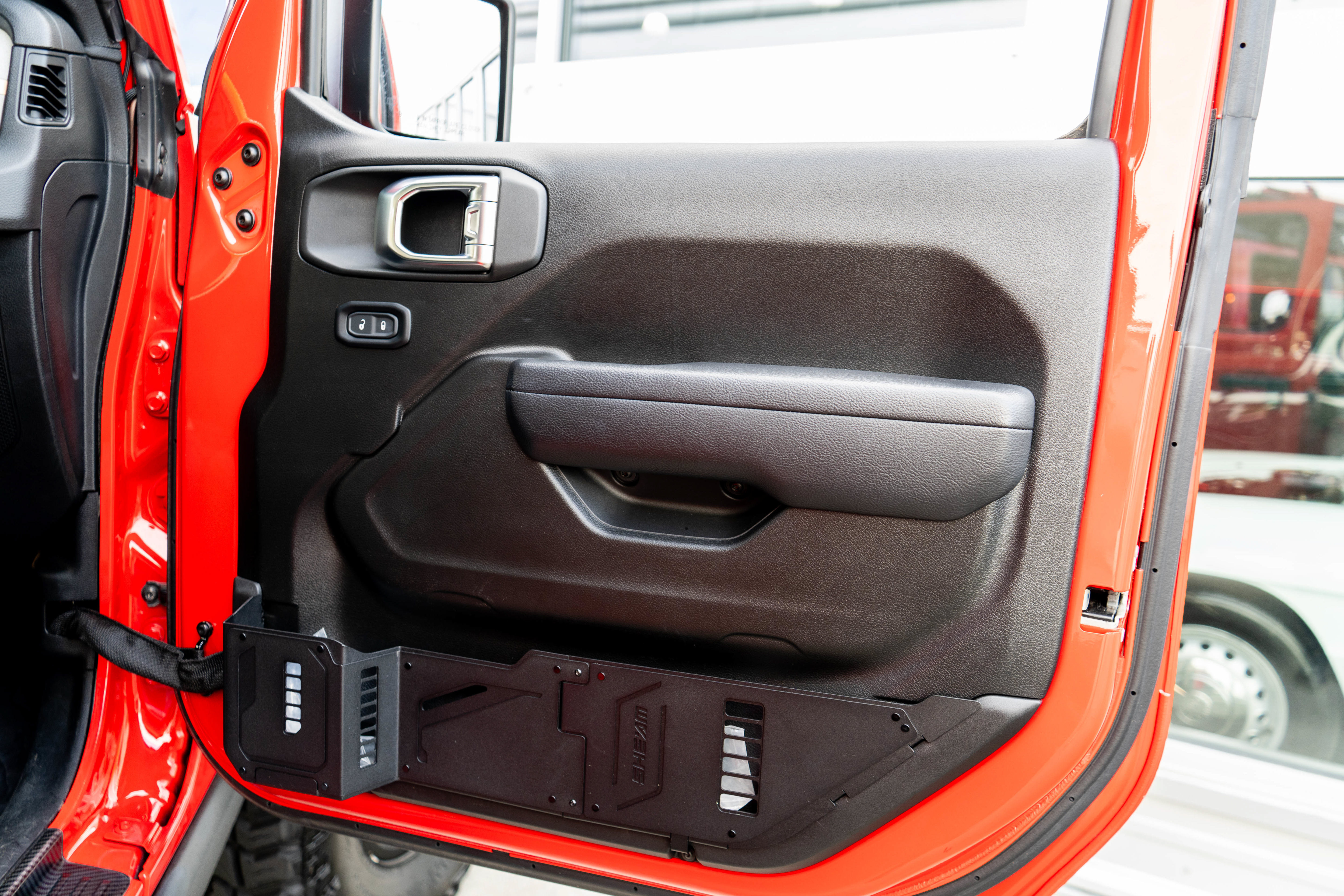 Used 2024 Jeep Wrangler Unlimited AWD/4WD image 37