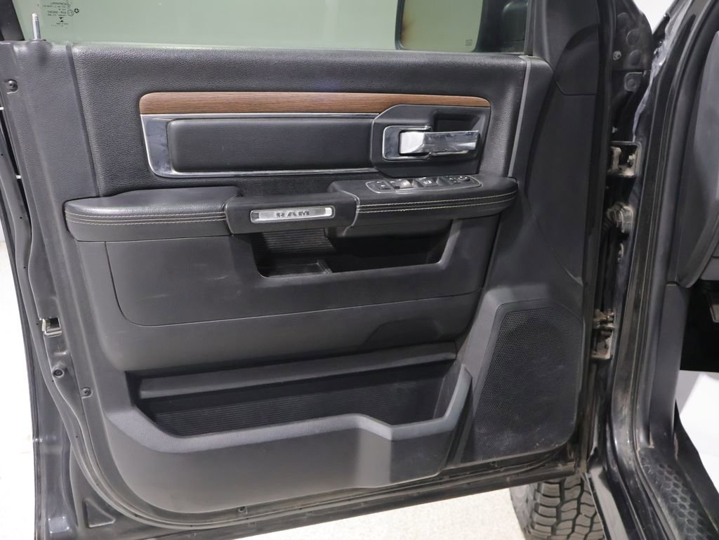 Used 2017 RAM 2500 Laramie w/ Sport Appearance Group image 13