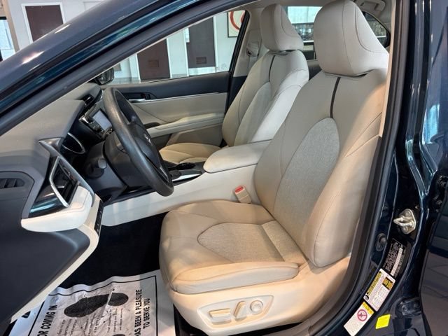 Used 2018 Toyota Camry LE FWD image 20