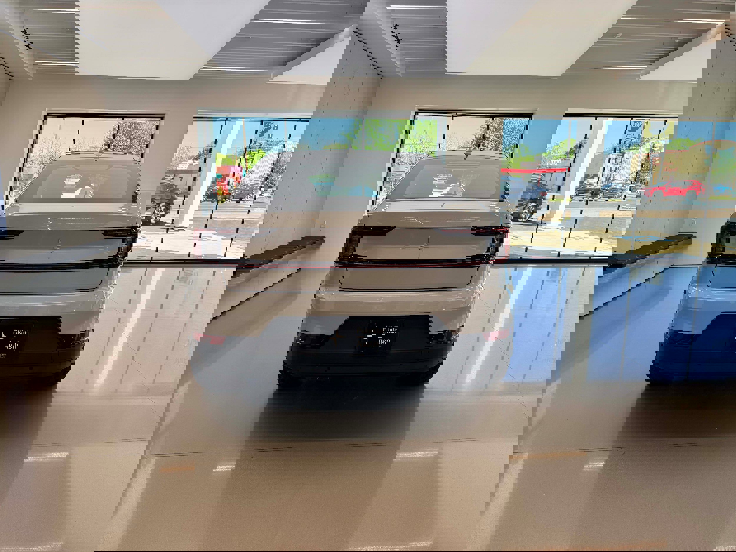 Used 2023 Polestar Polestar 2 w/ Pilot Pack image 4