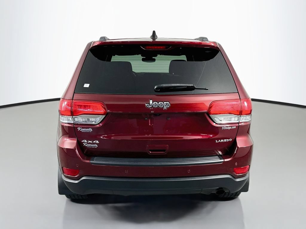 Used 2019 Jeep Grand Cherokee Laredo w/ 18" Wheel & 8.4" Radio Group AWD/4WD image 6