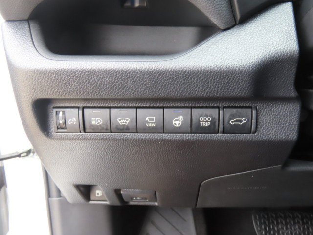 Used 2023 Toyota RAV4 XSE AWD/4WD image 25