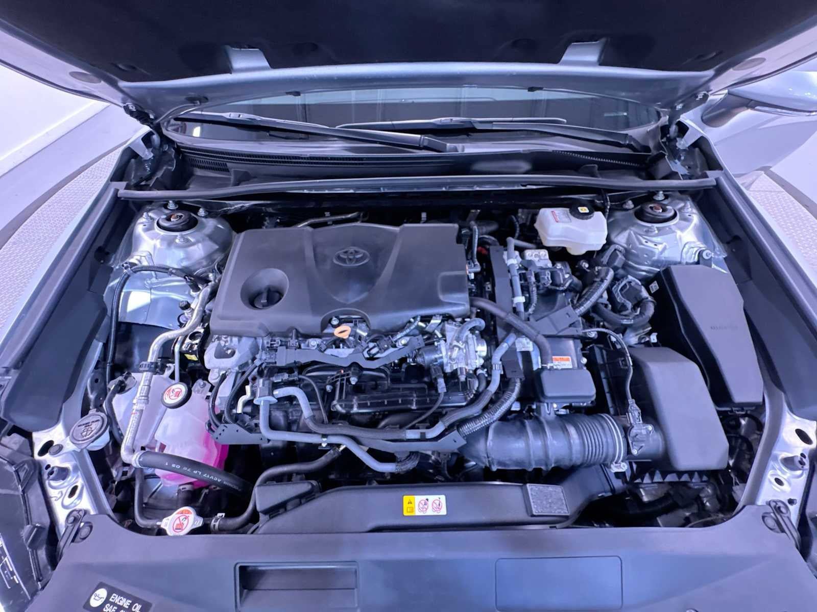 Used 2024 Toyota Camry XLE FWD image 11