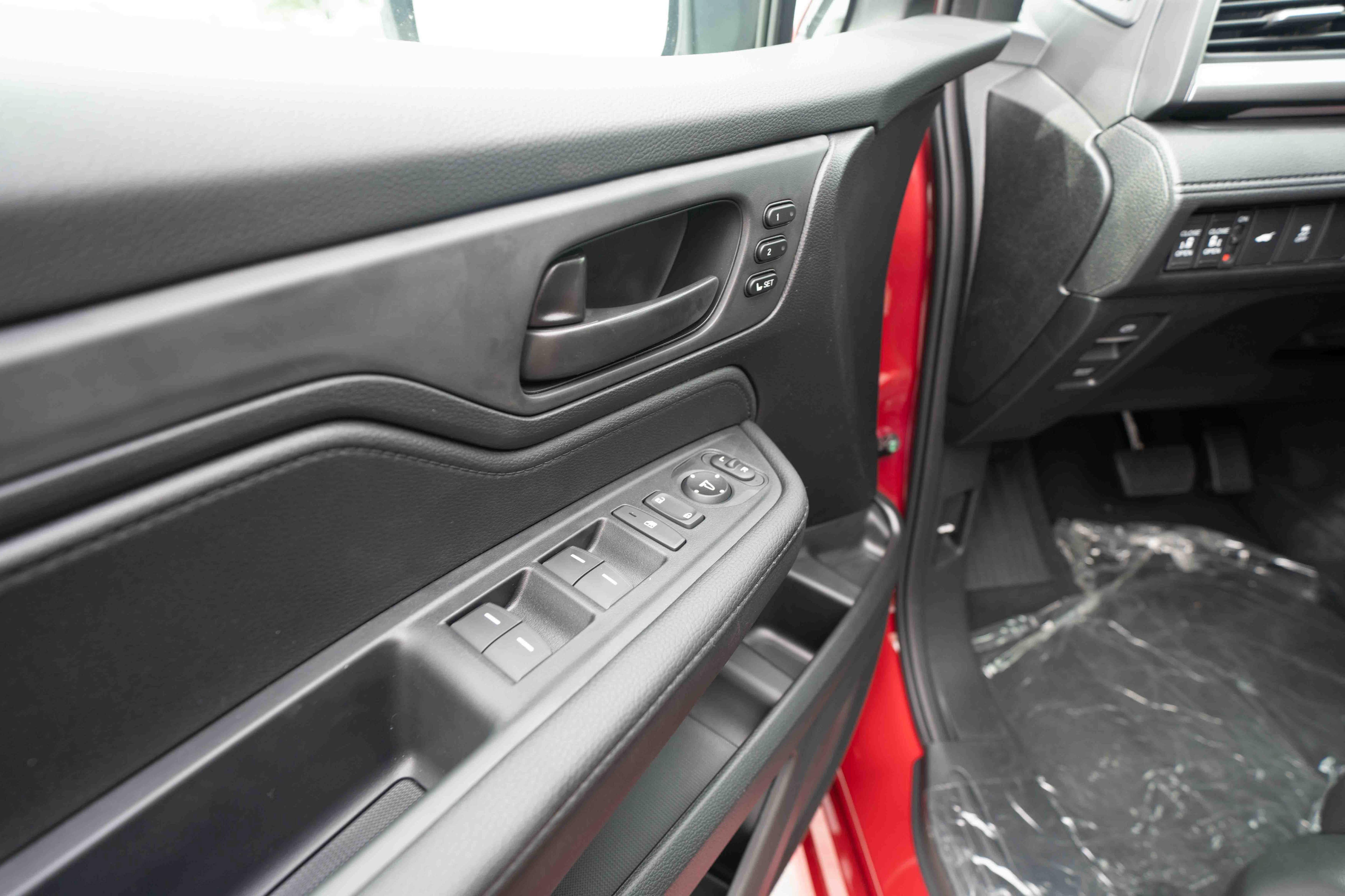New 2026 Honda Odyssey Sport-L image 7