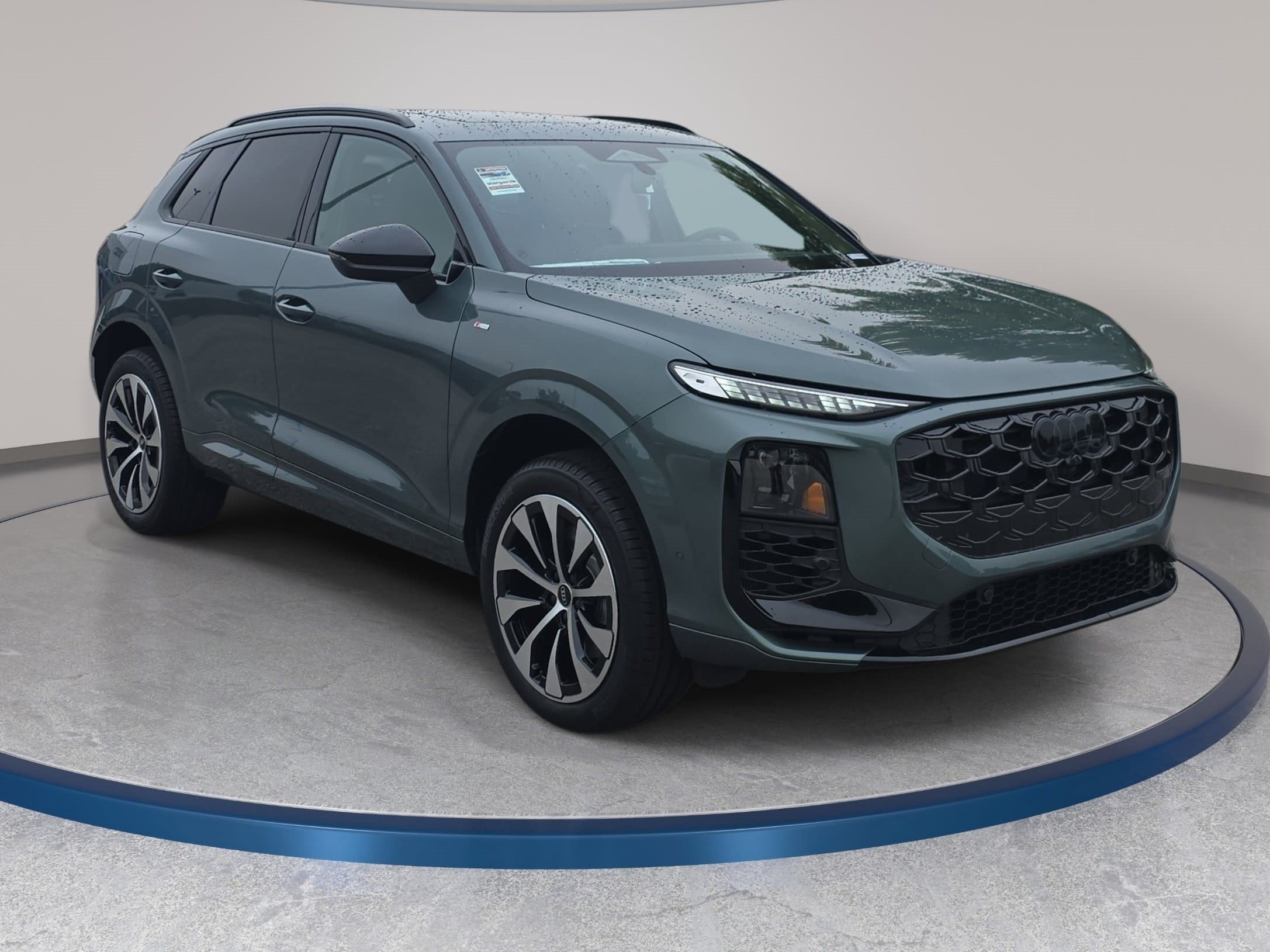 New 2026 Audi Q3 quattro 2.0T AWD/4WD image 3