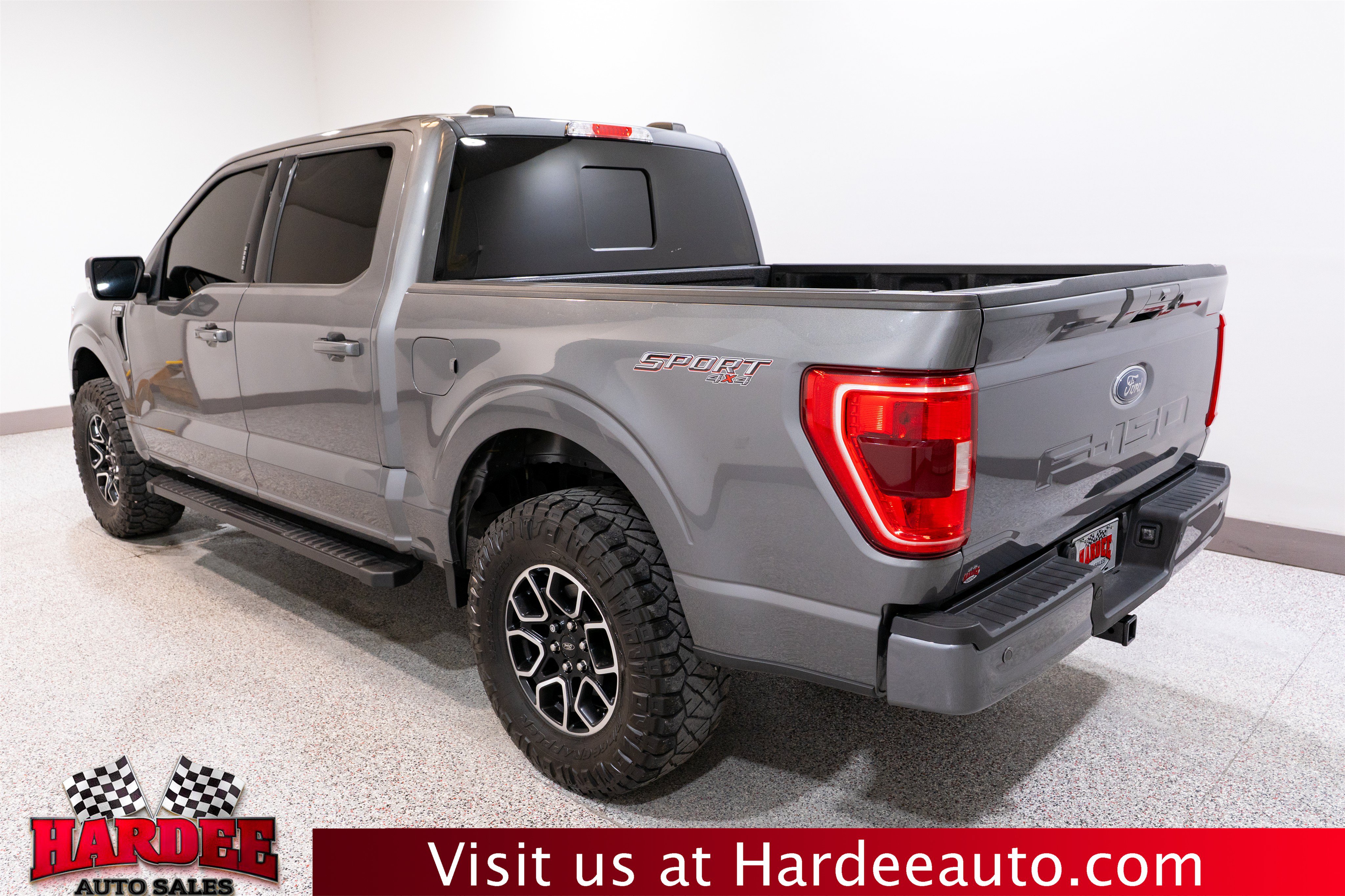 Used 2022 Ford F150 XLT w/ Equipment Group 302A High AWD/4WD image 3