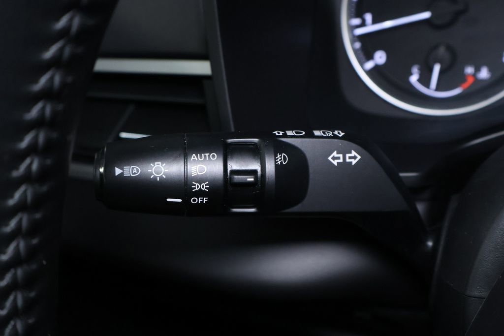 Used 2024 Mitsubishi Outlander SE Black Edition image 22