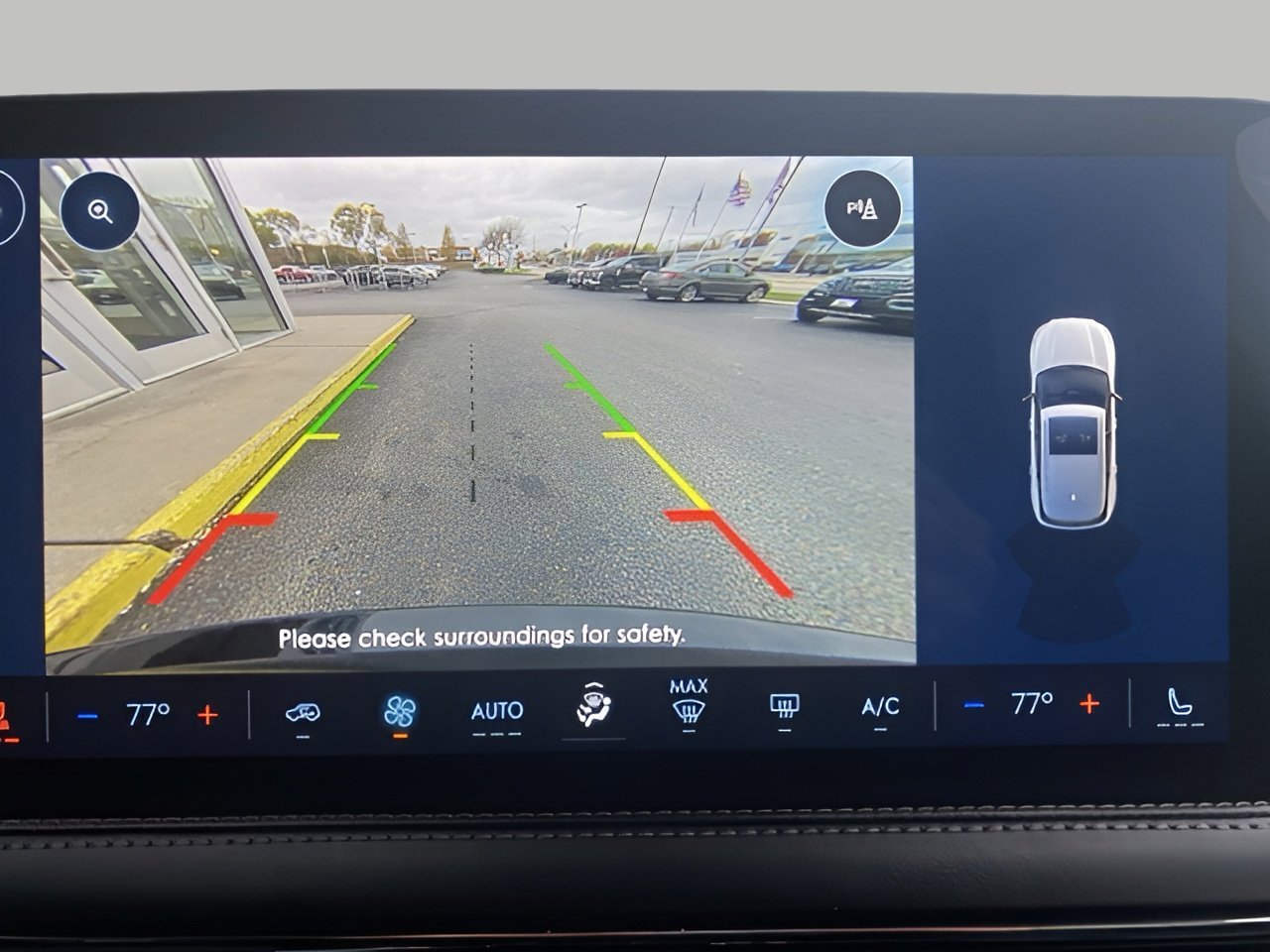 Used 2024 Lincoln Corsair AWD w/ Towing Package image 23