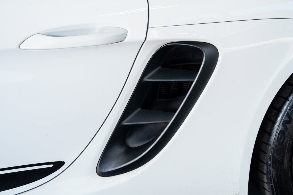 Used 2019 Porsche 718 Boxster image 25