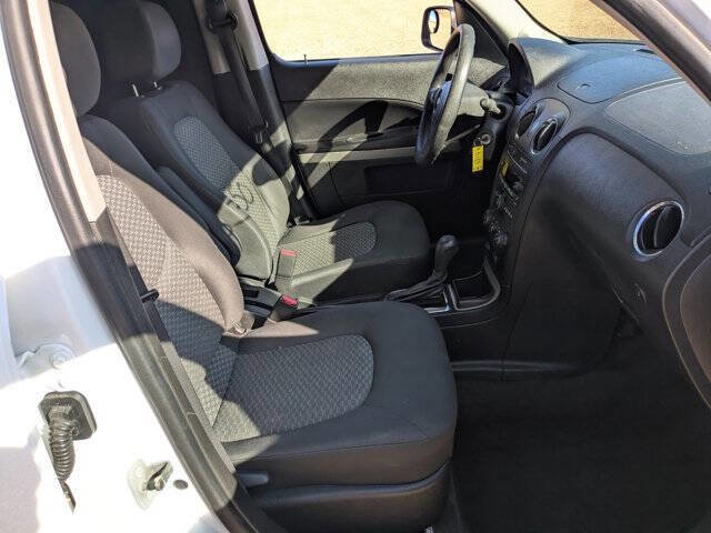 Used 2010 Chevrolet HHR LS image 30