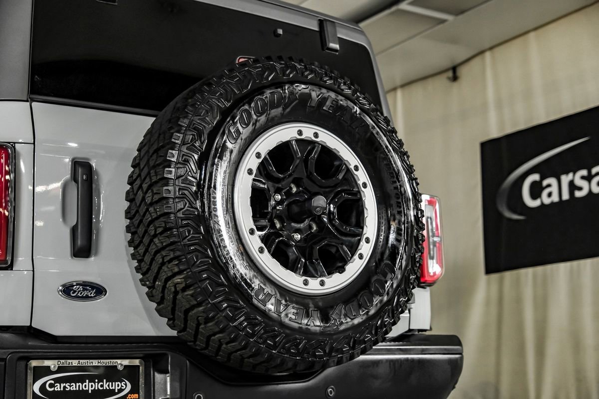 Used 2024 Ford Bronco Badlands image 65