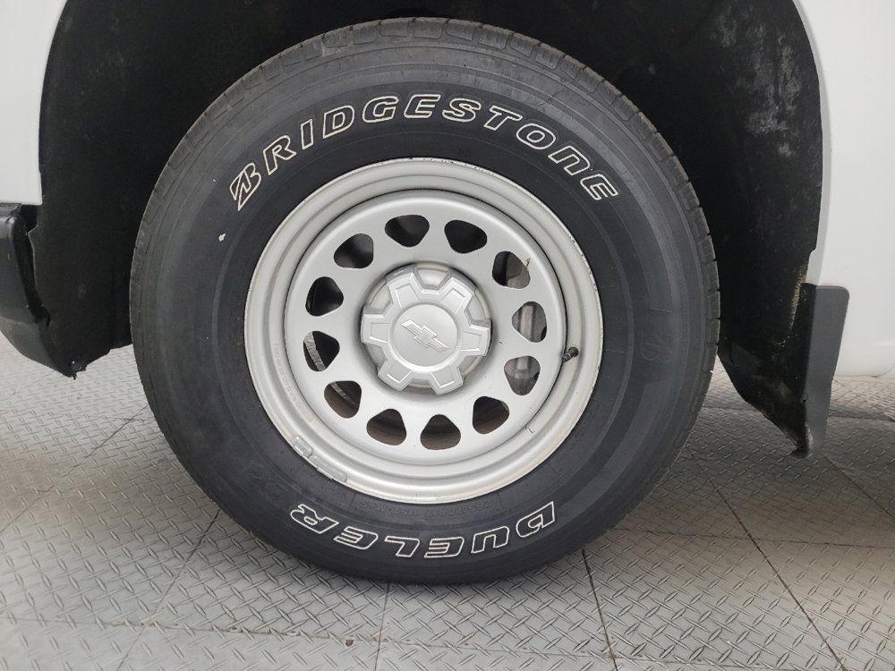 Used 2019 Chevrolet Silverado 1500 W/T w/ Trailering Package image 31