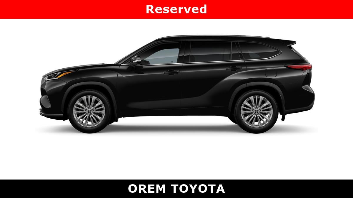 New 2026 Toyota Highlander Platinum image 4