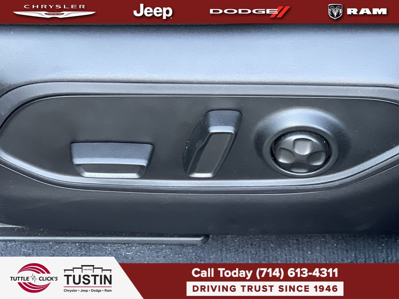Used 2023 Jeep Grand Cherokee L Limited AWD/4WD image 22