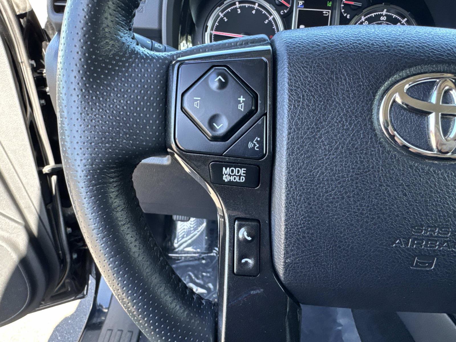 Used 2024 Toyota 4Runner Limited RWD image 33