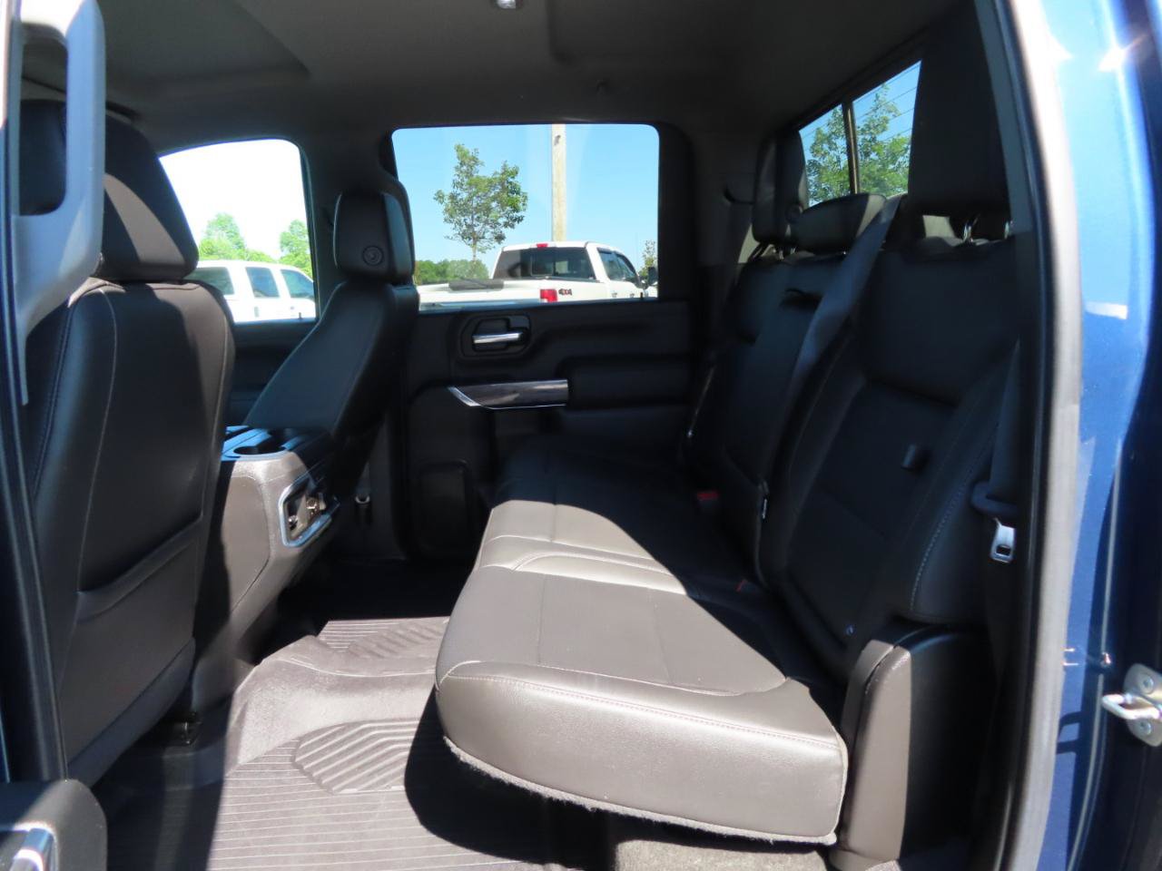 Used 2020 Chevrolet Silverado 2500 LTZ w/ LTZ Plus Package AWD/4WD image 44