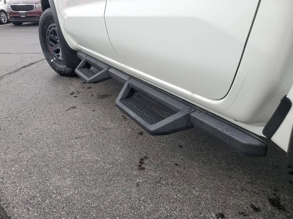 New 2025 Nissan Frontier PRO-4X image 33