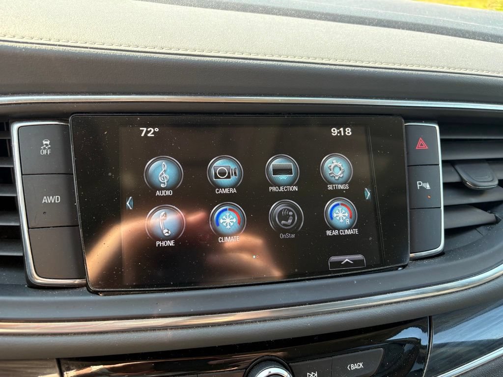 Used 2019 Buick Enclave Essence AWD/4WD image 19