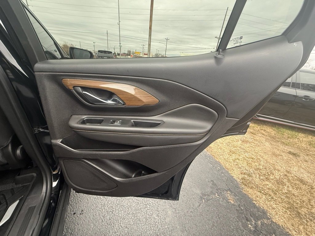 Used 2018 GMC Terrain SLE w/ Driver Convenience Package image 21