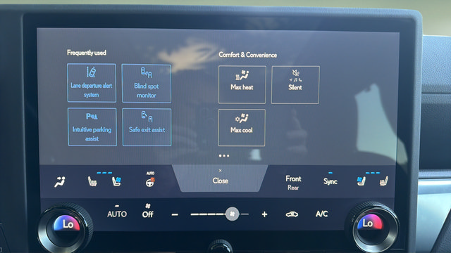 Used 2025 Lexus GX 550 w/ Accessory Package (2T) AWD/4WD image 39