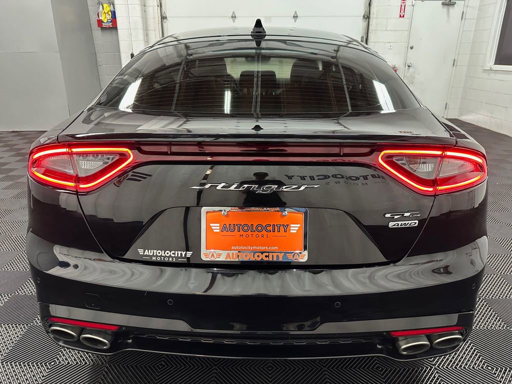 Used 2020 Kia Stinger GT-Line w/ Sun & Sound Package AWD/4WD image 9