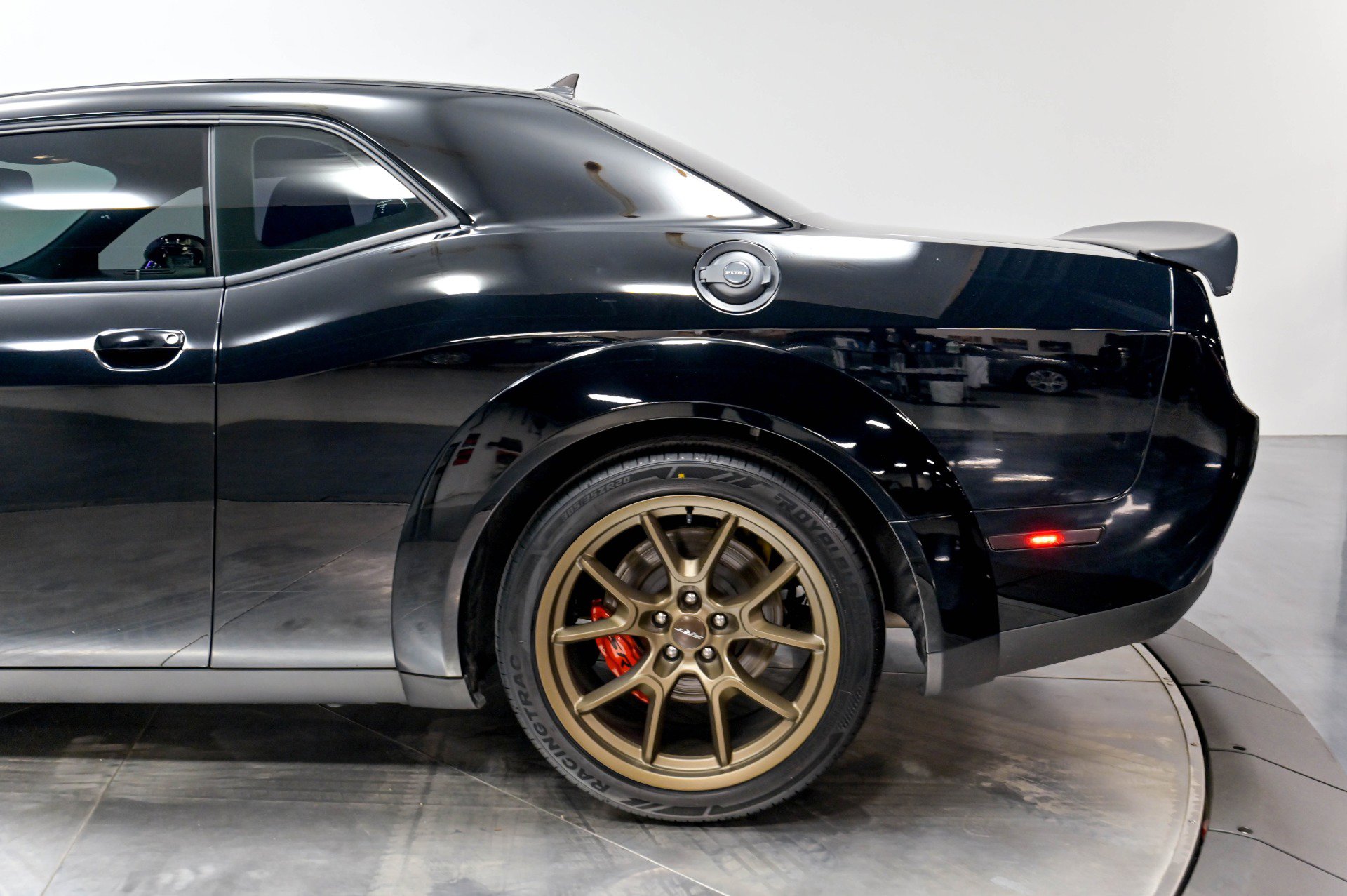 Used 2023 Dodge Challenger SRT Hellcat RWD image 41