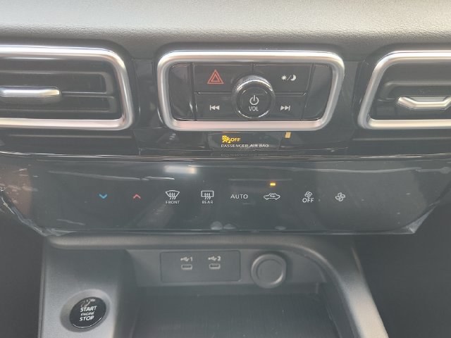 New 2027 Nissan Sentra SV w/ Floor Mat Package FWD image 18