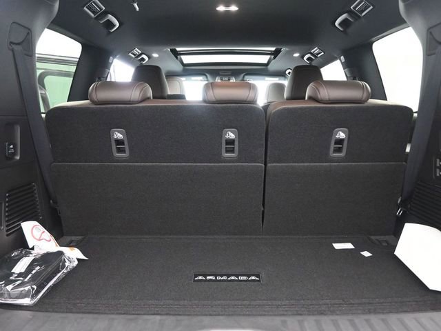 New 2026 Nissan Armada Platinum Reserve image 25