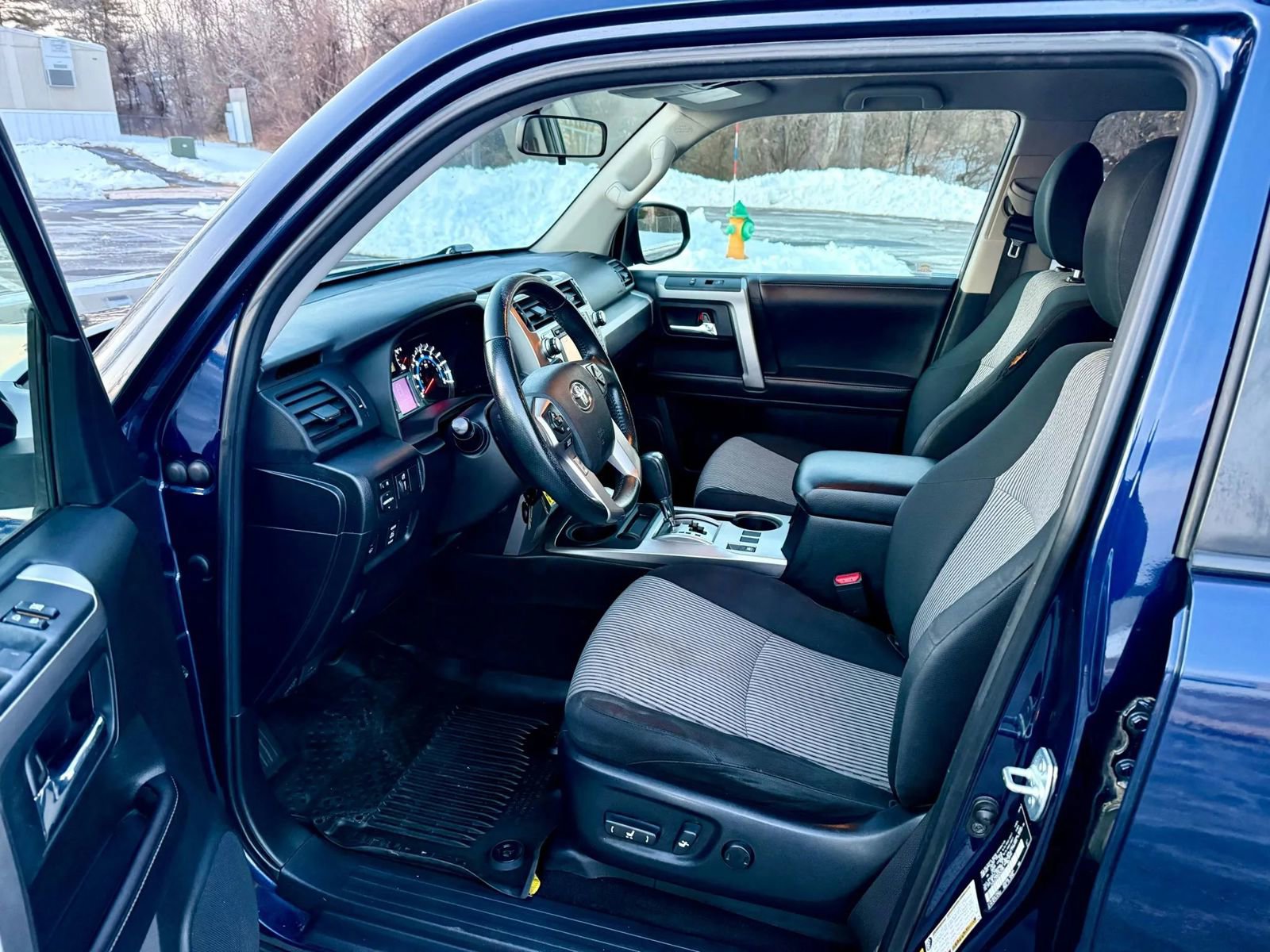 Used 2016 Toyota 4Runner SR5 image 13