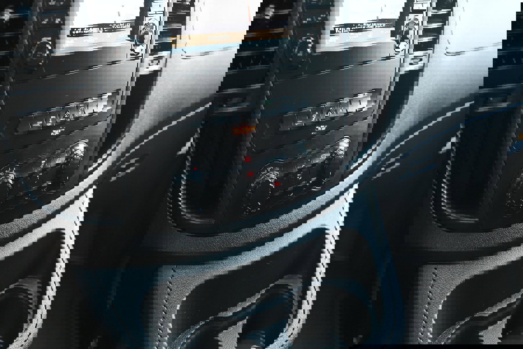 Used 2020 Mercedes-Benz Metris image 23