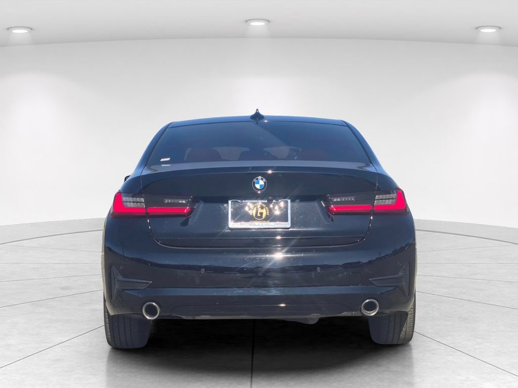 Used 2021 BMW 330i Sedan w/ Driving Assistance Package RWD image 4