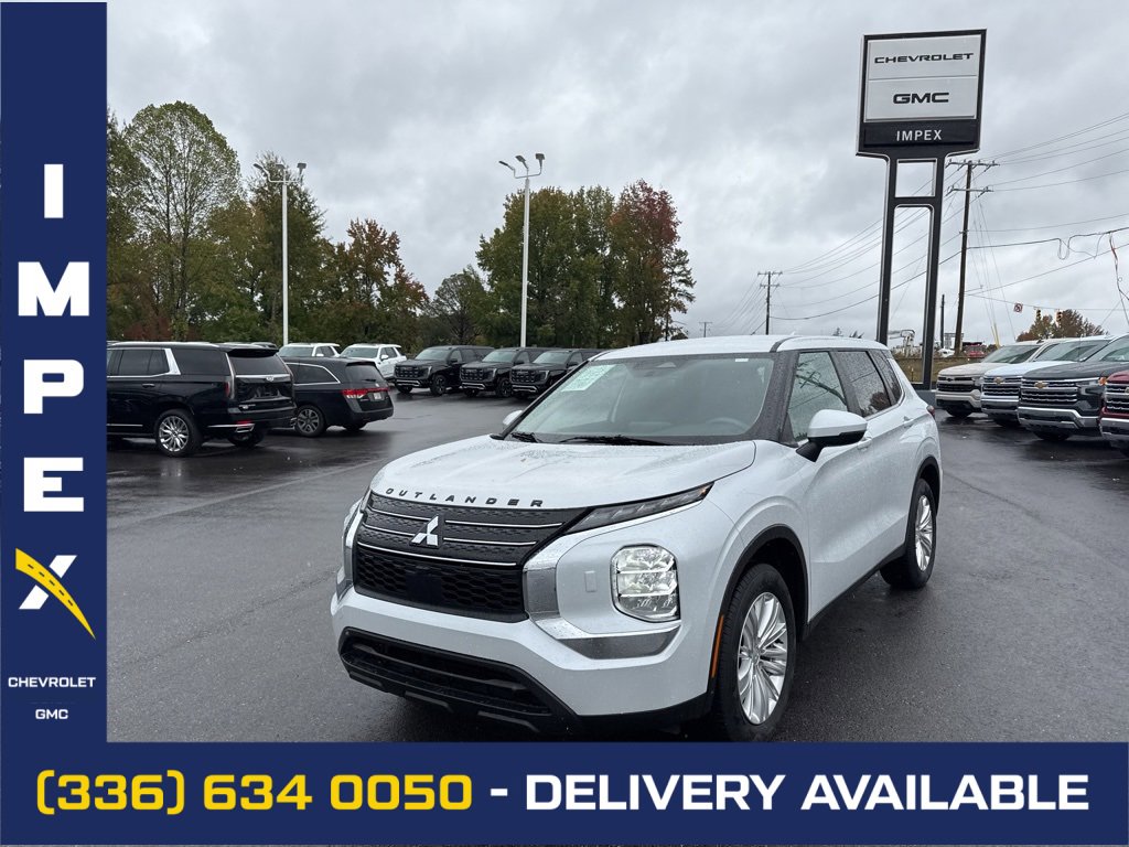 Used 2023 Mitsubishi Outlander ES