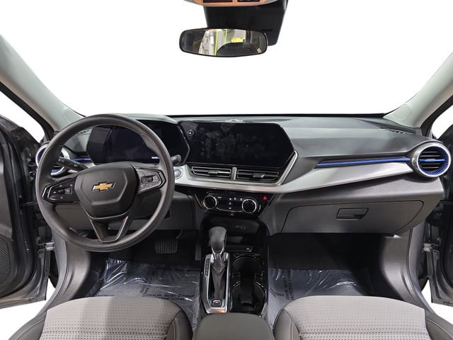 Used 2024 Chevrolet Trax LT image 9