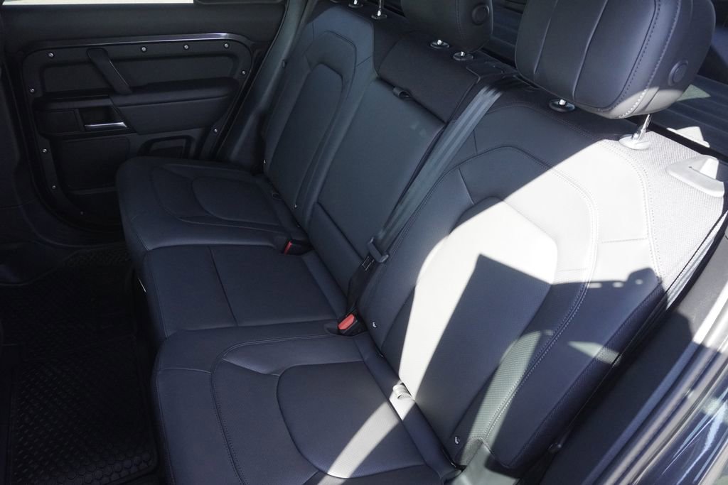 New 2025 Land Rover Defender 110 V8 image 30