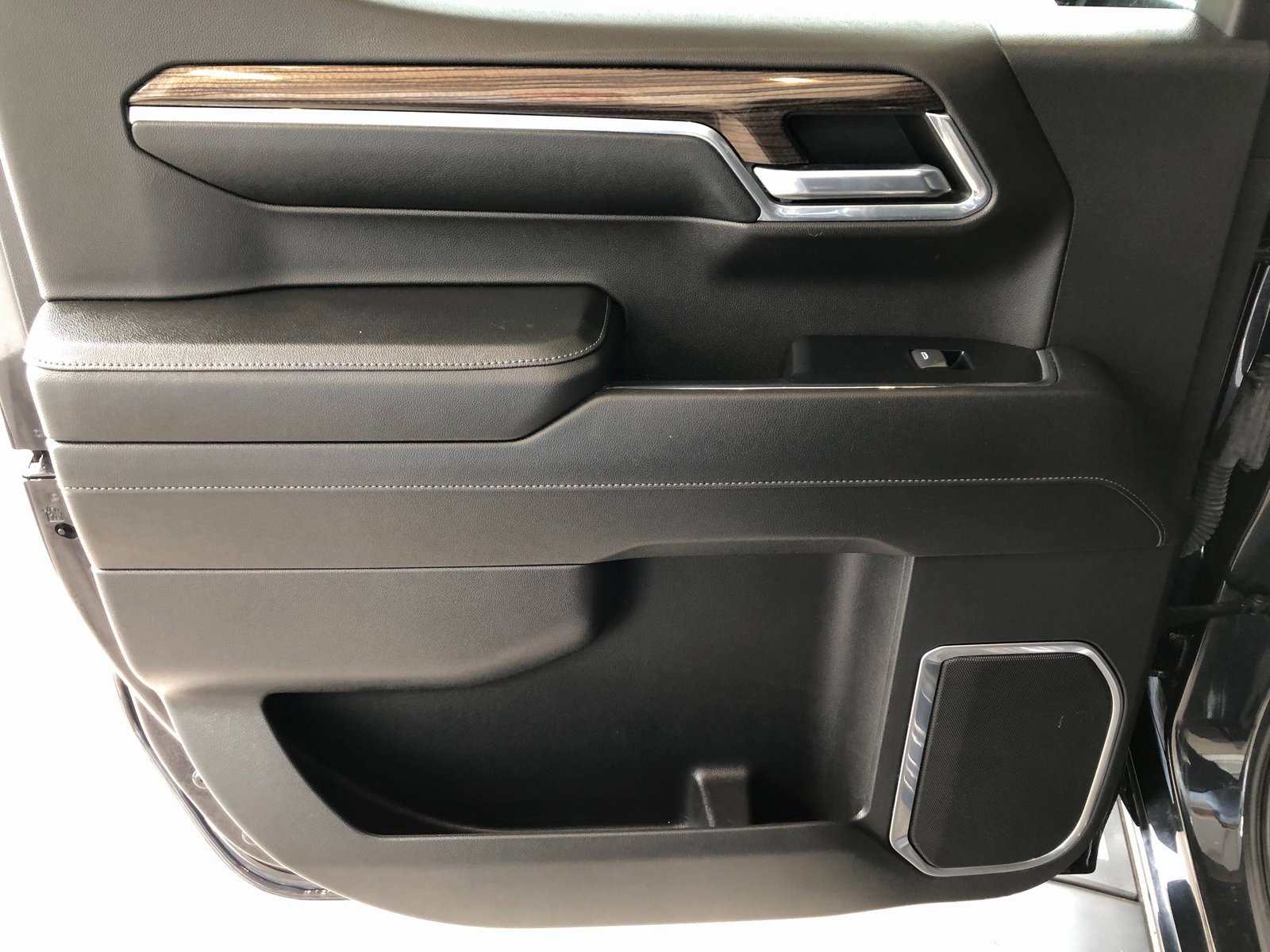 Certified 2024 Chevrolet Silverado 1500 LT image 12