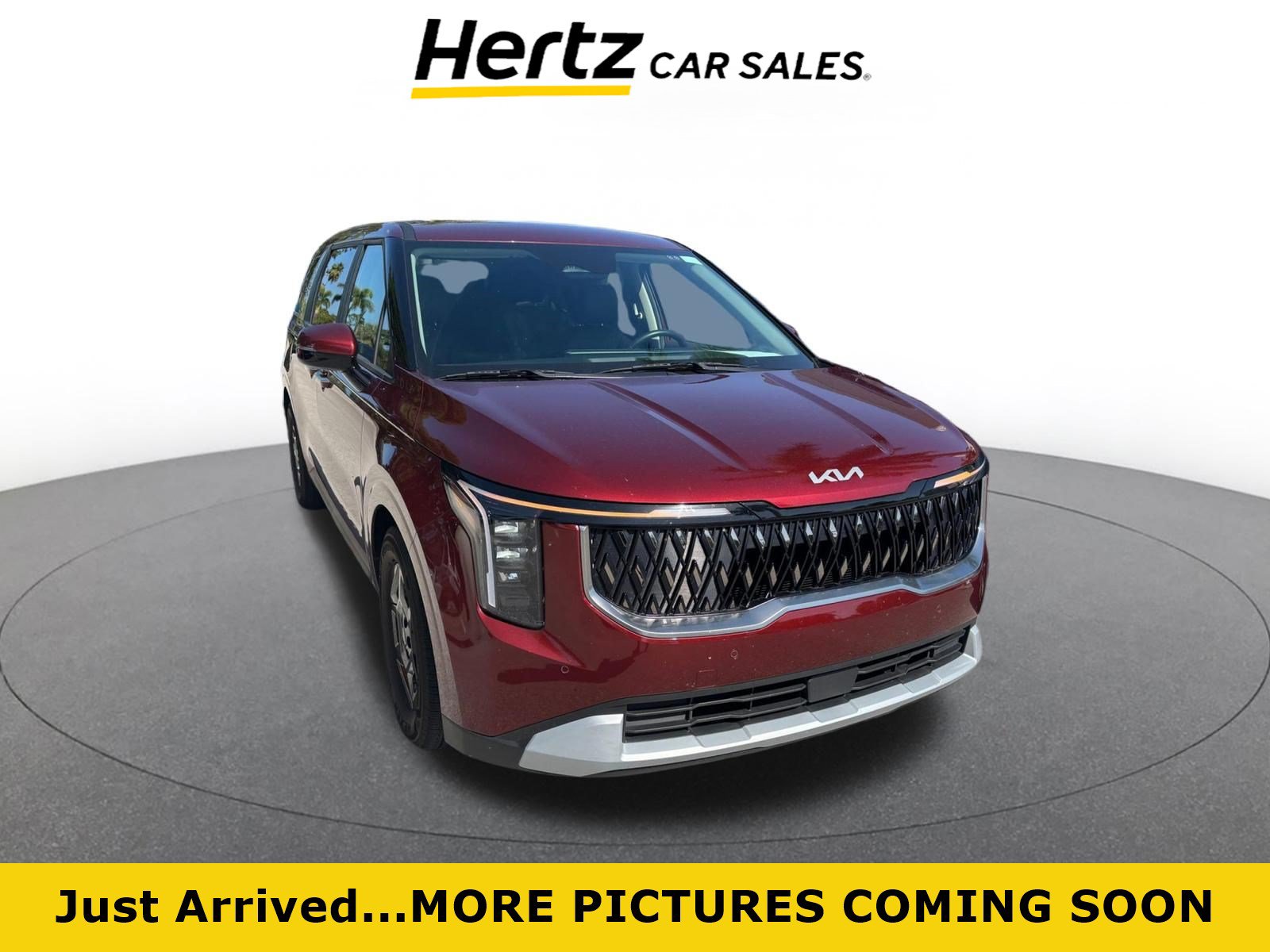 Used 2026 Kia Carnival FWD image 1