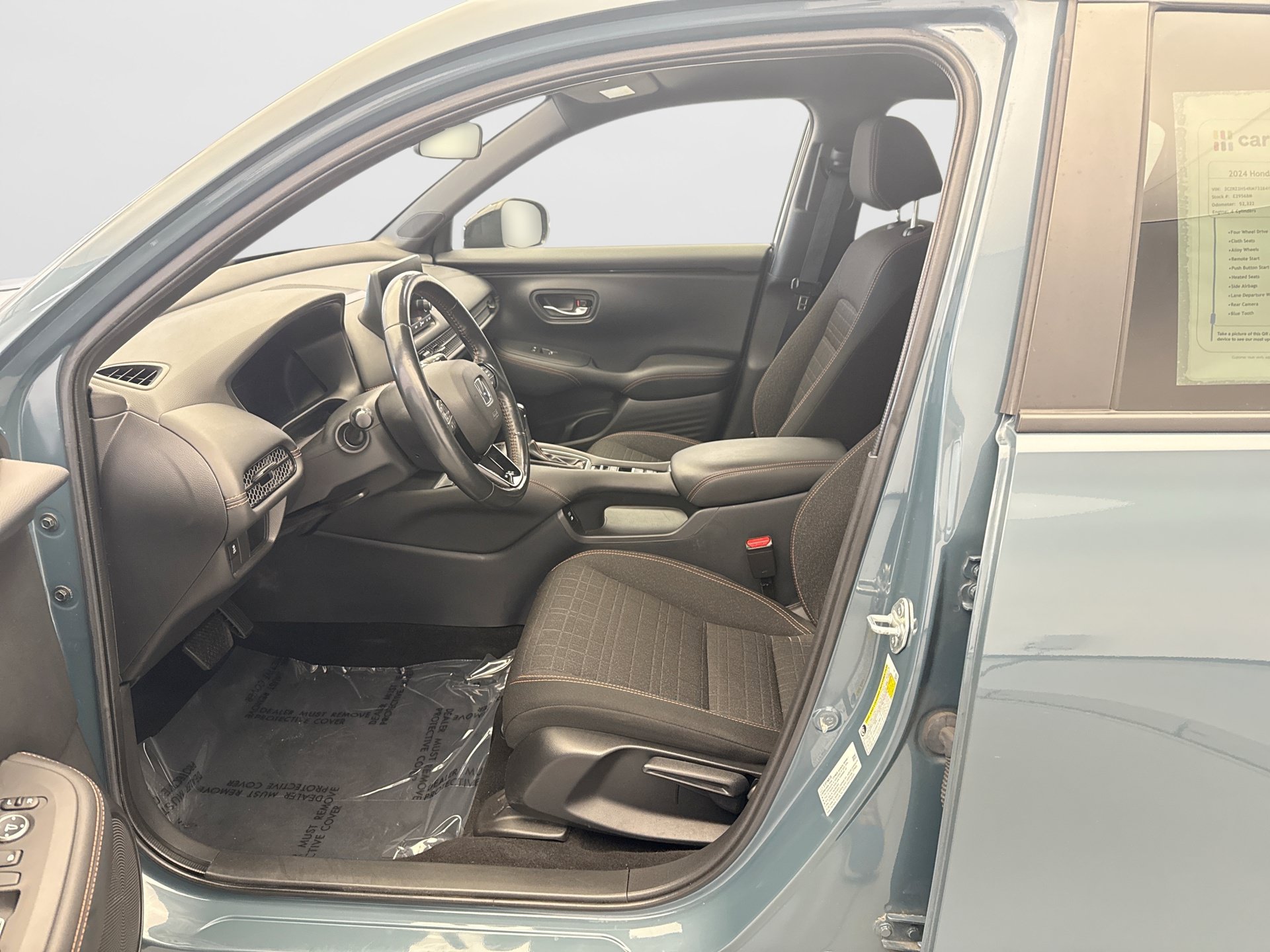 Used 2024 Honda HR-V Sport image 11