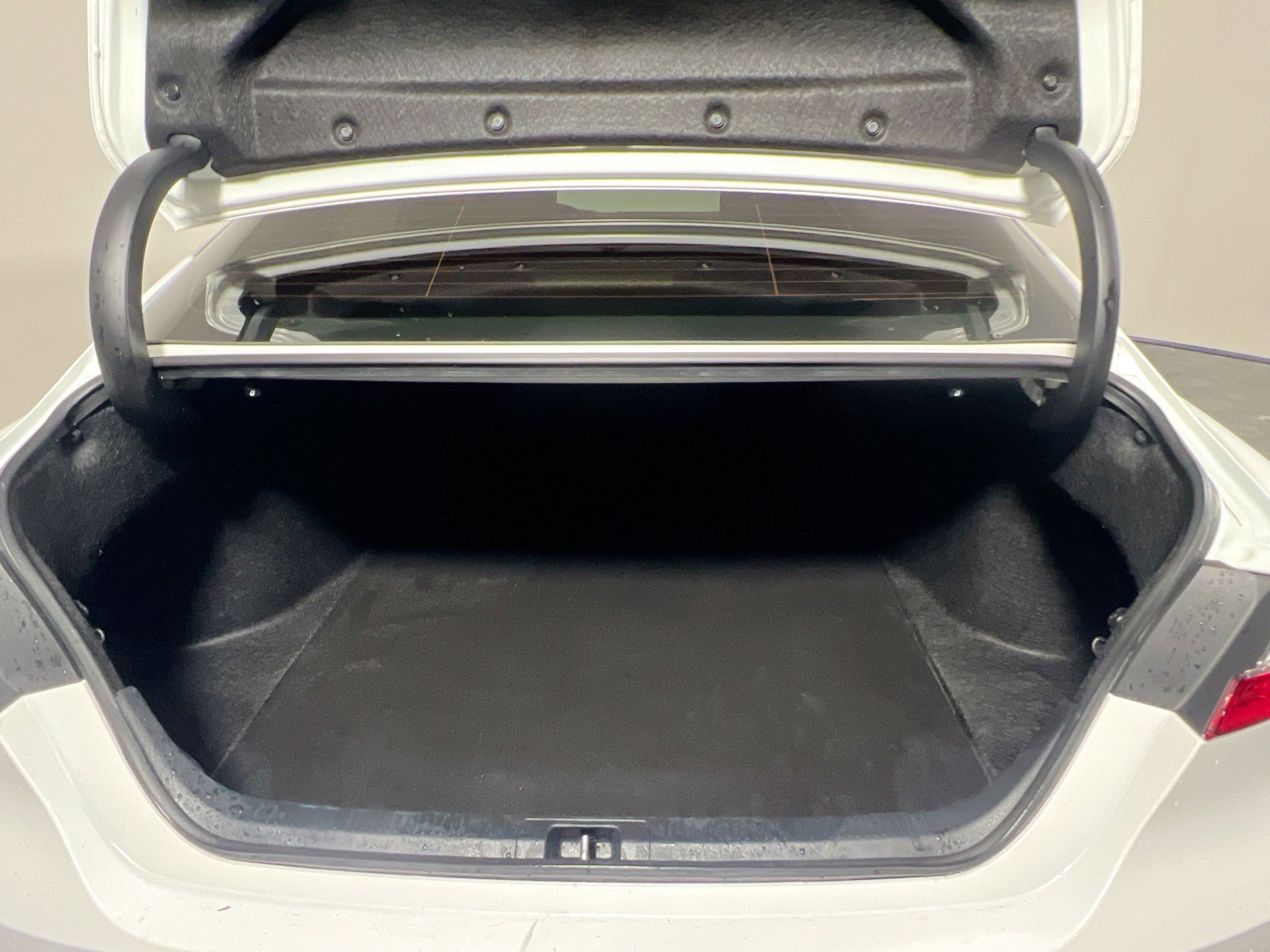 Used 2023 Toyota Camry LE image 33