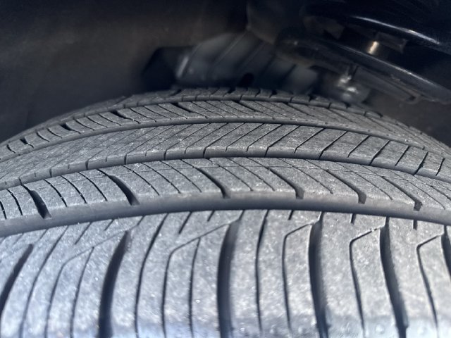 Used 2026 Ford Explorer Active AWD/4WD image 29