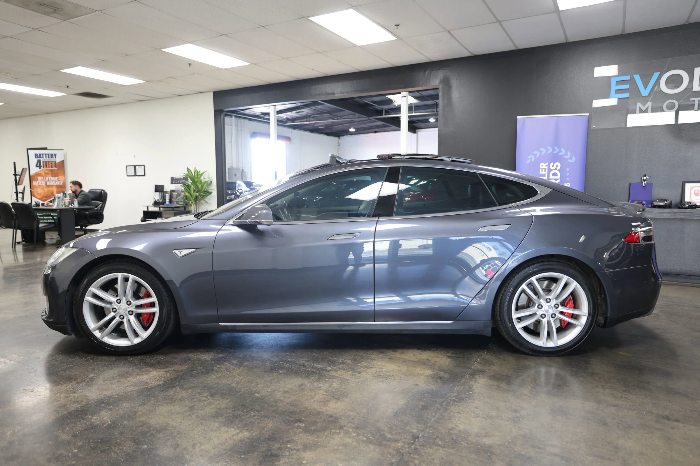 Used 2015 Tesla Model S P85D AWD/4WD image 10