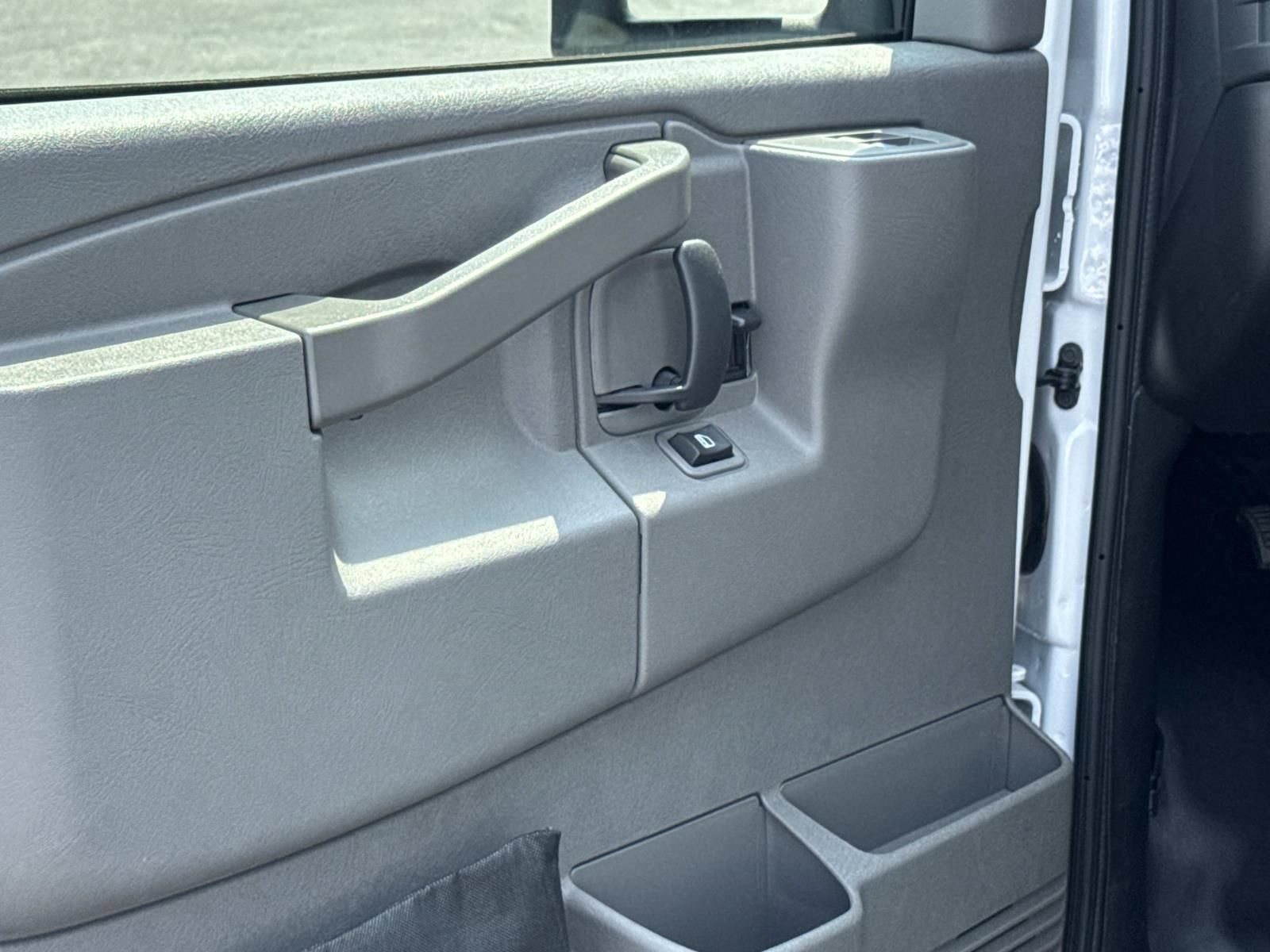 New 2026 Chevrolet Express 3500 w/ Power Convenience Package RWD image 16