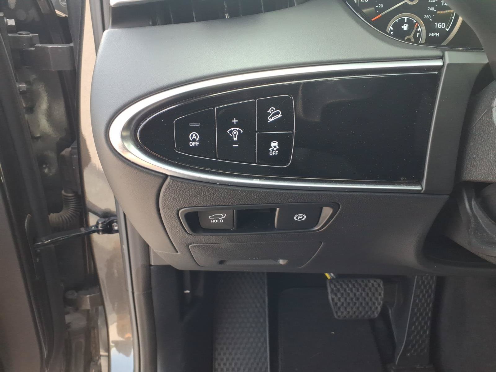 Used 2025 Genesis GV70 2.5T AWD/4WD image 11