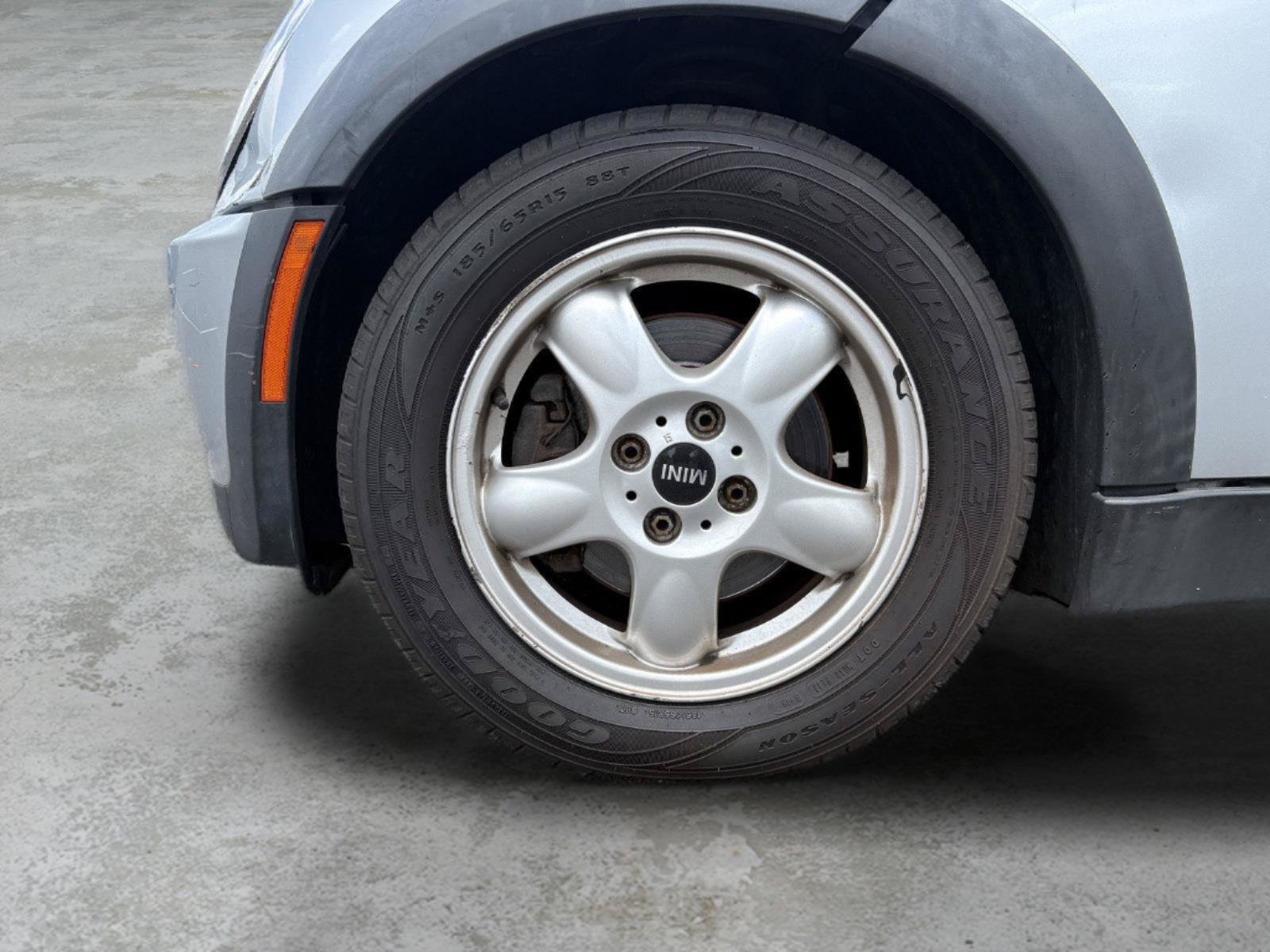 Used 2005 MINI Cooper Convertible FWD image 14