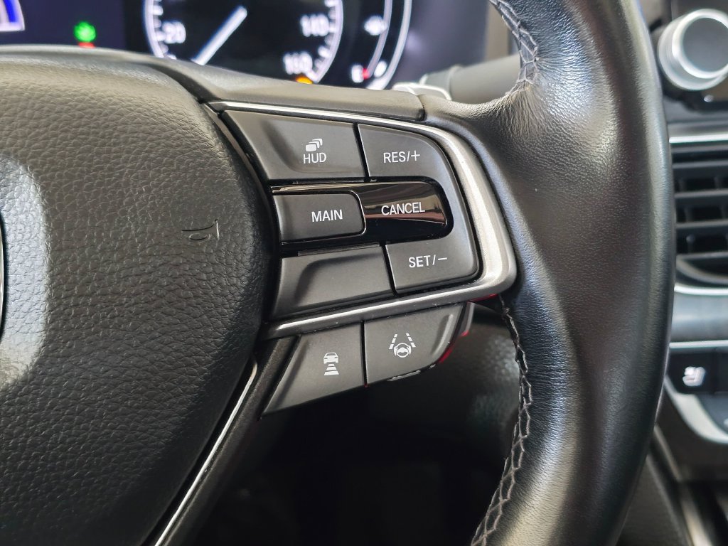 Used 2020 Honda Accord Touring image 19