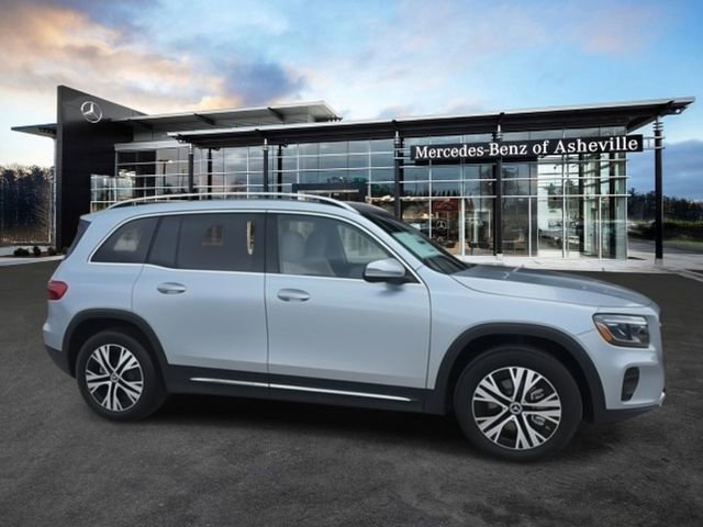 Certified 2026 Mercedes-Benz GLB 250 4MATIC image 1