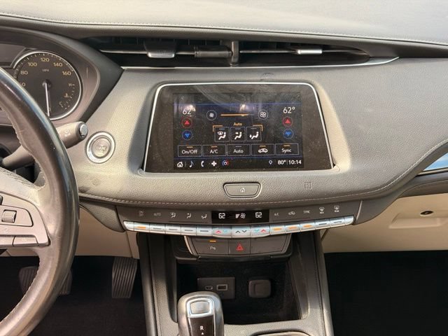 Used 2019 Cadillac XT4 Luxury FWD image 16