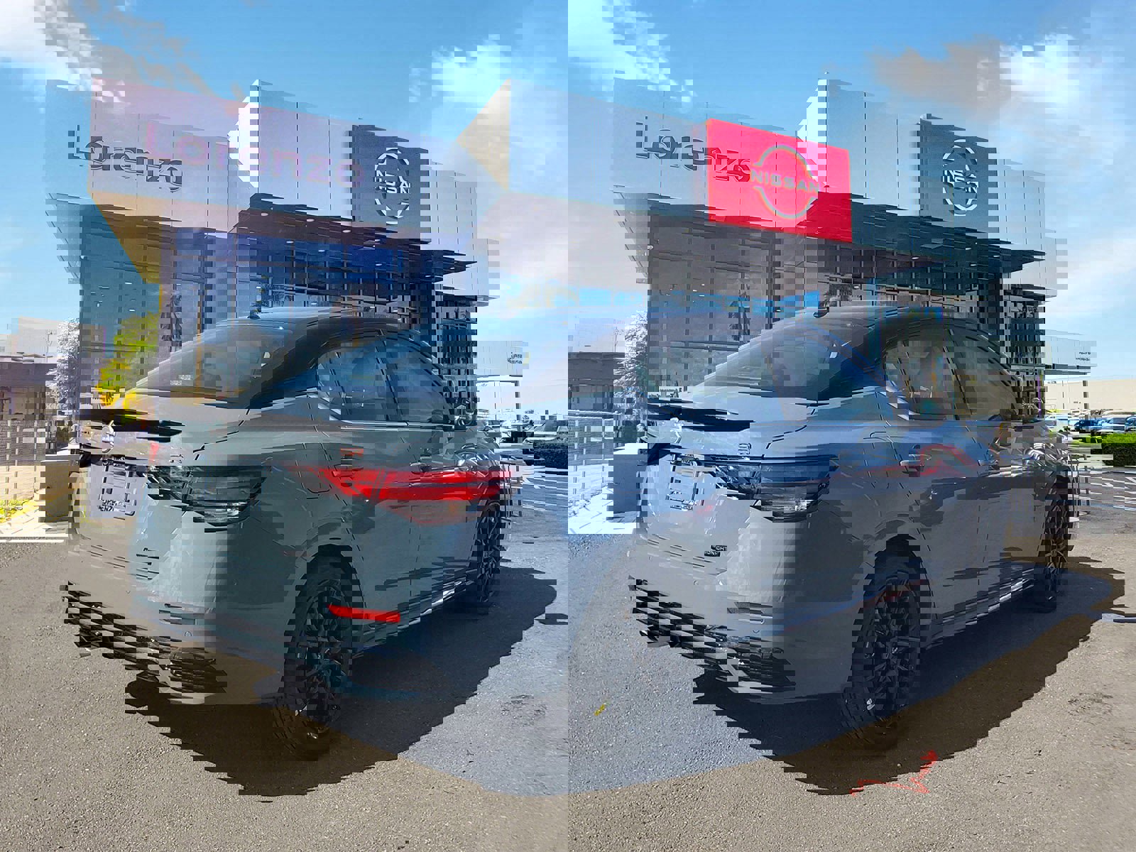 New 2025 Nissan Sentra SR w/ Midnight Edition image 5