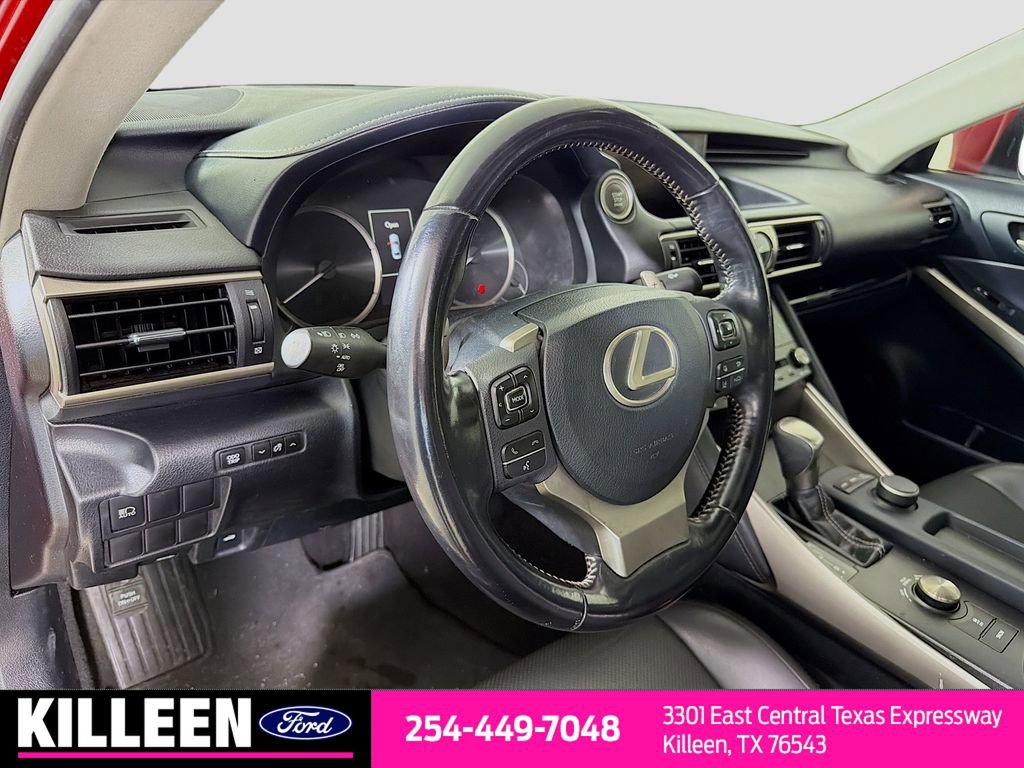 Used 2017 Lexus IS 200t image 10
