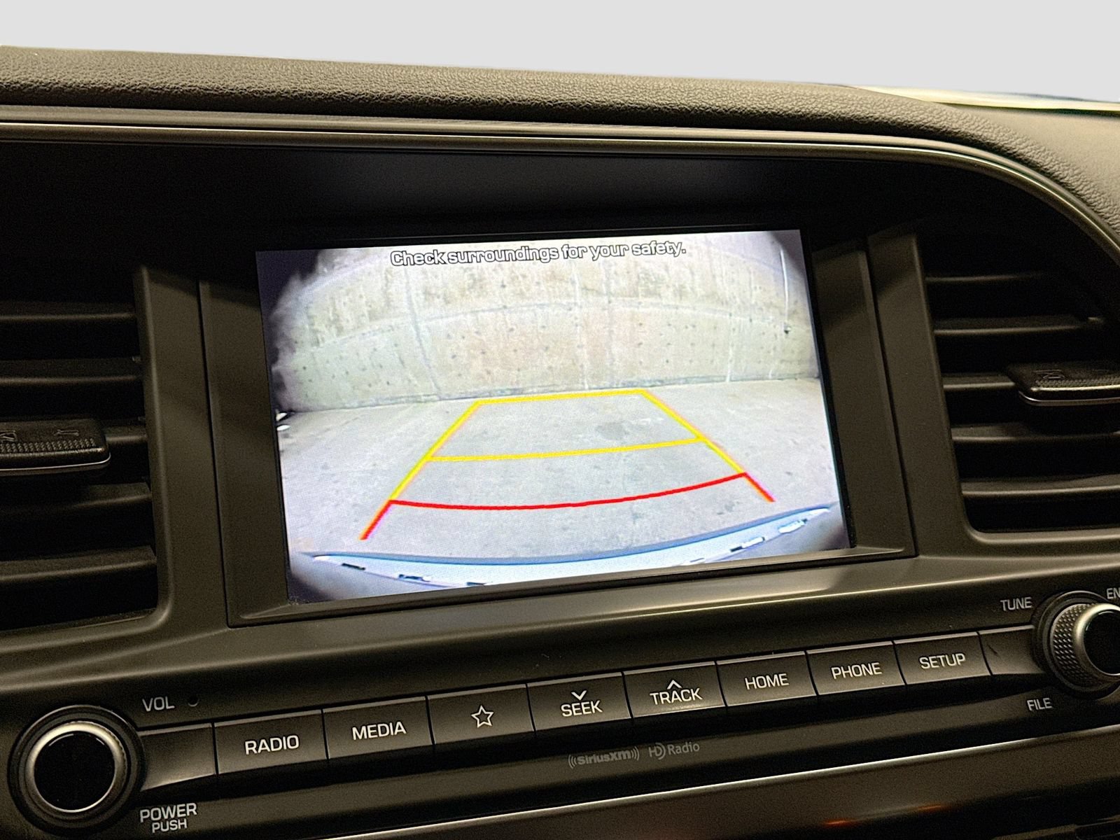 Used 2020 Hyundai Elantra SEL FWD image 15